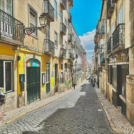 02lisbon Downtown Private Bedroom River View בית הארחה ליסבון