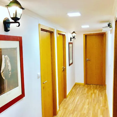 02lisbon Downtown Private Bedroom River View Лісабон